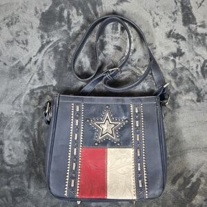 Montana West Texas Pride Conceal Carry Purse.